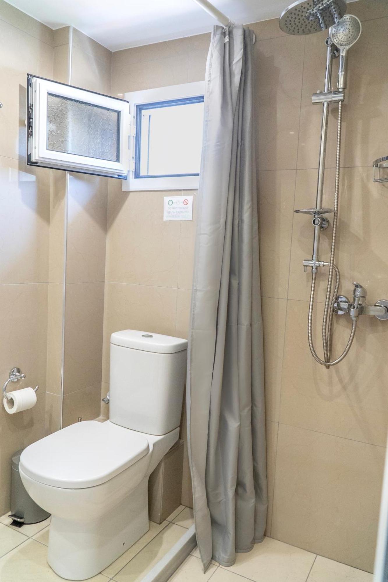 Rondo'S Hotel Himare Exterior foto