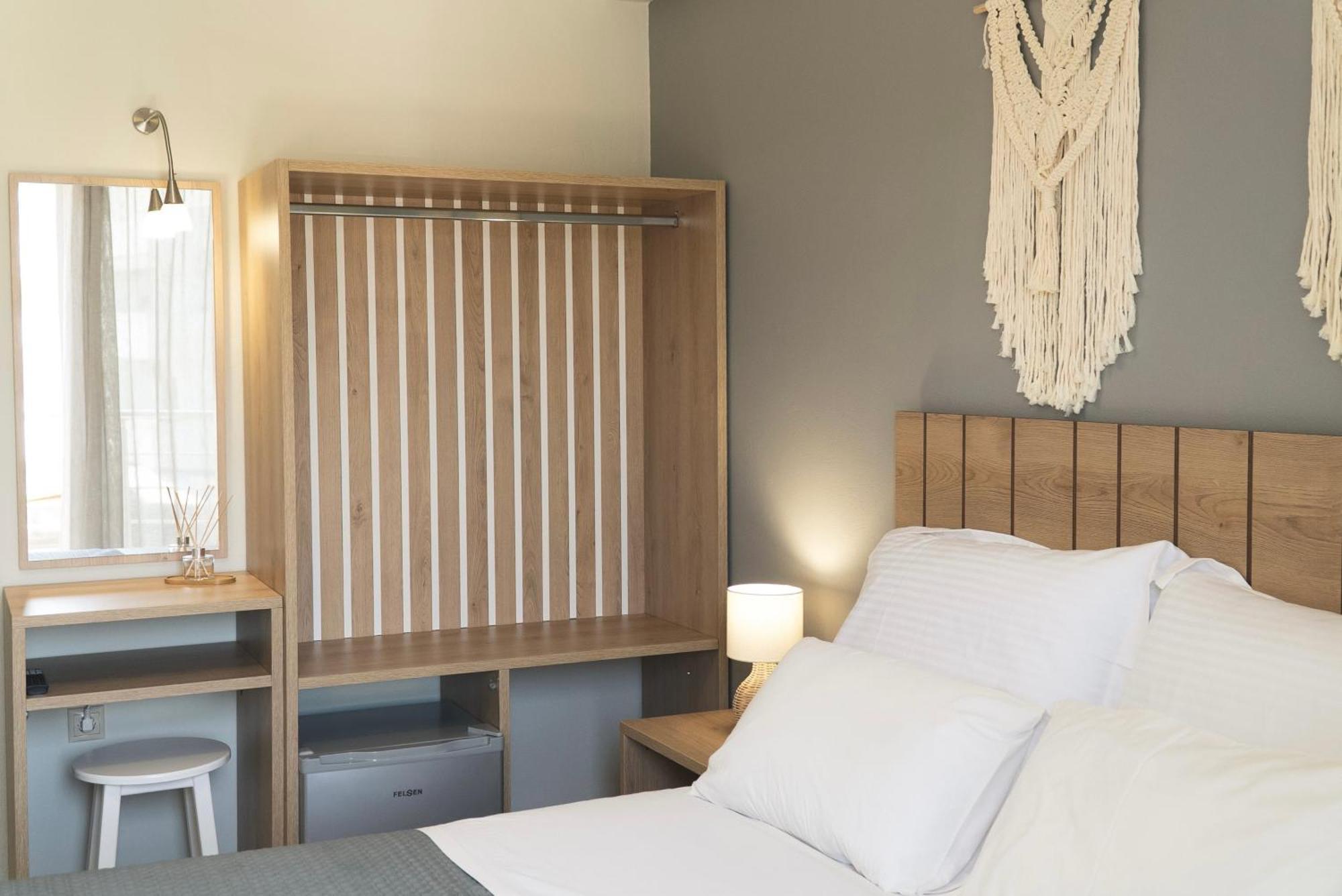 Rondo'S Hotel Himare Exterior foto
